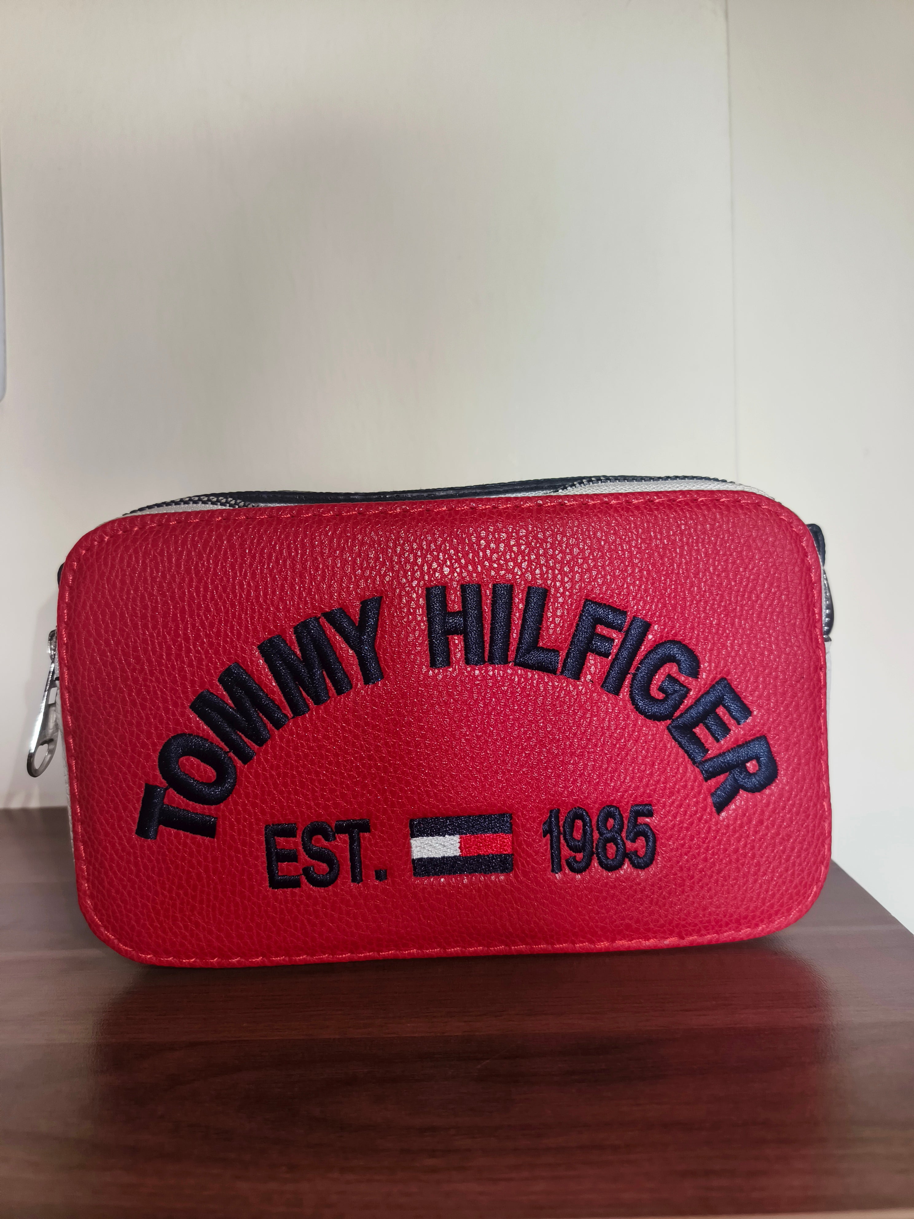 Tommy Hilfiger crossbody bag