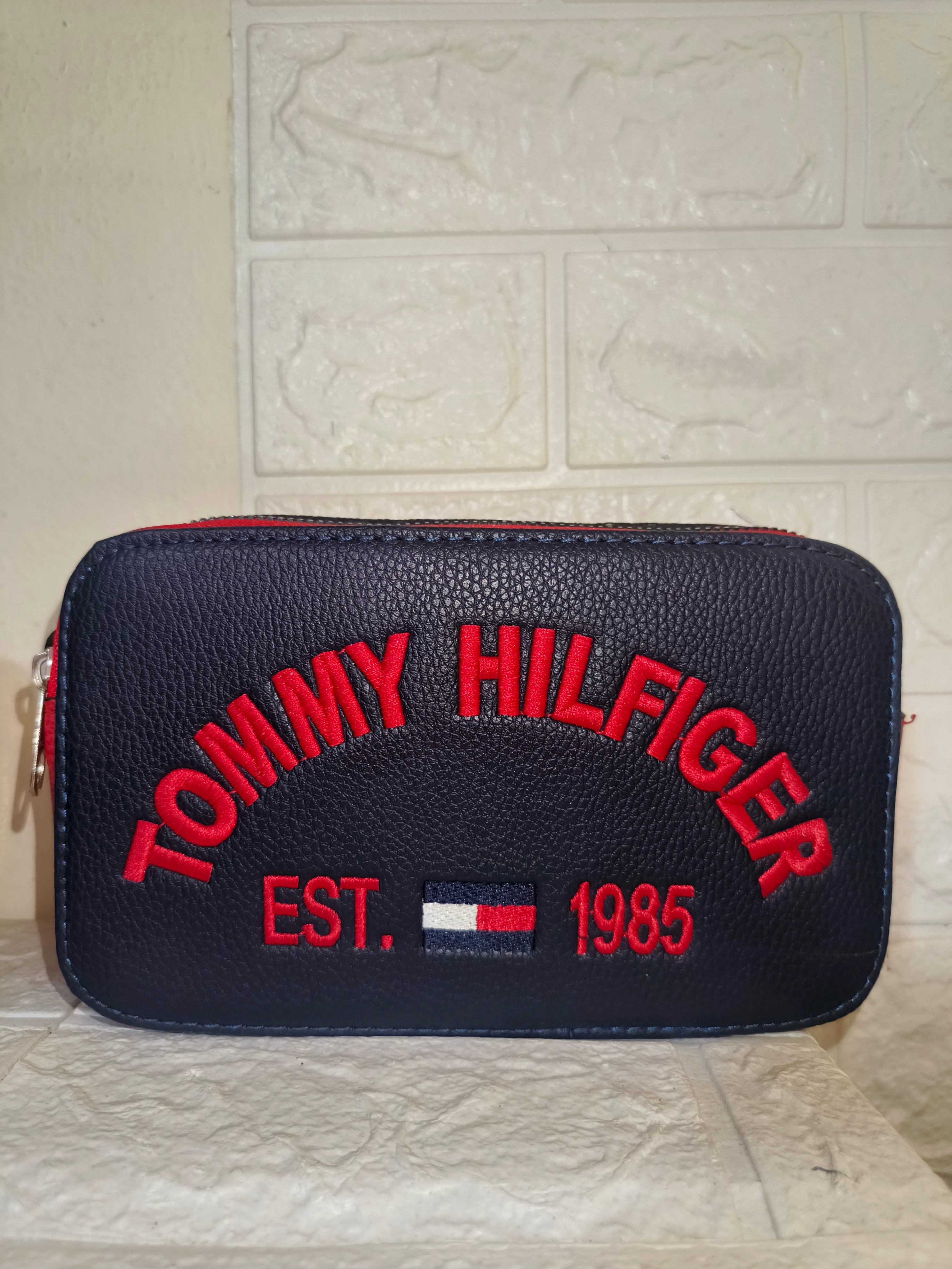 Tommy Hilfiger crossbody bag