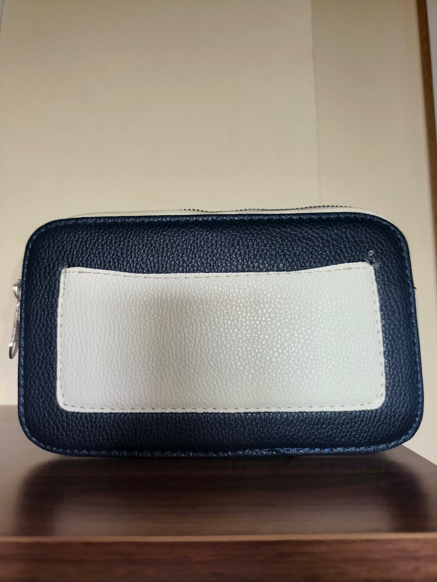 Tommy Hilfiger crossbody bag