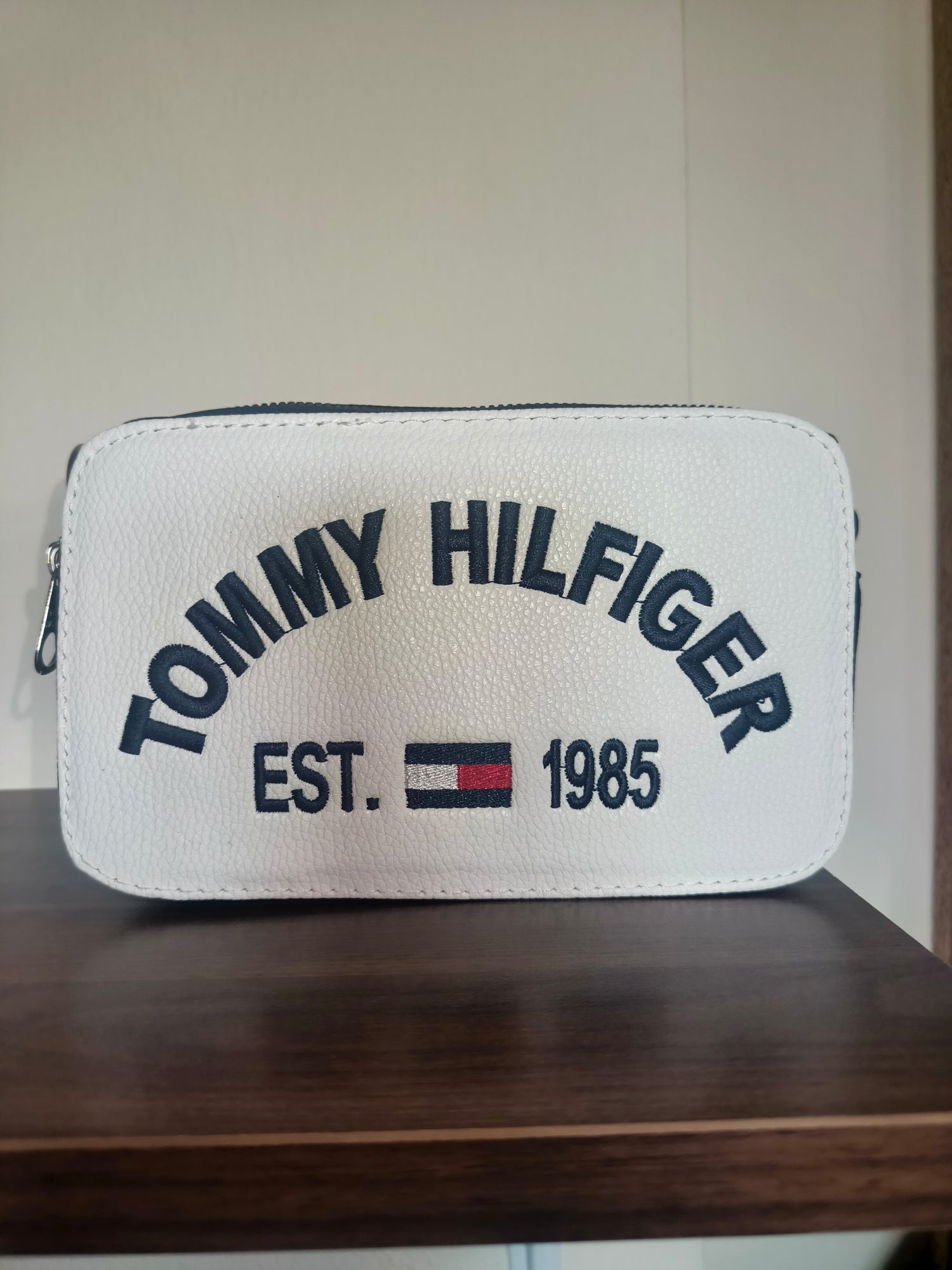 Tommy Hilfiger crossbody bag