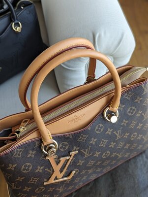 Louis Vuitton Riverside tote bag