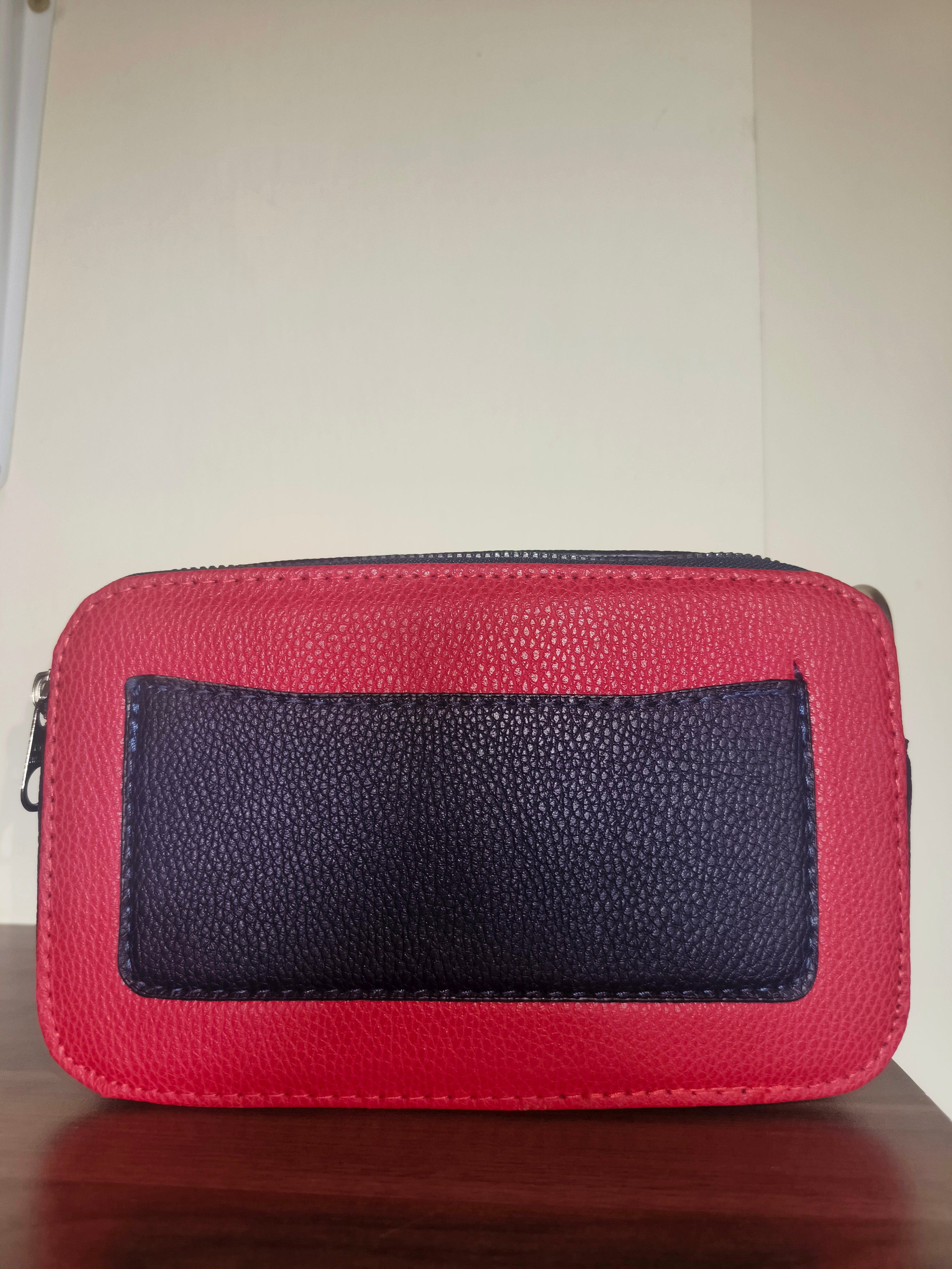 Tommy Hilfiger crossbody bag