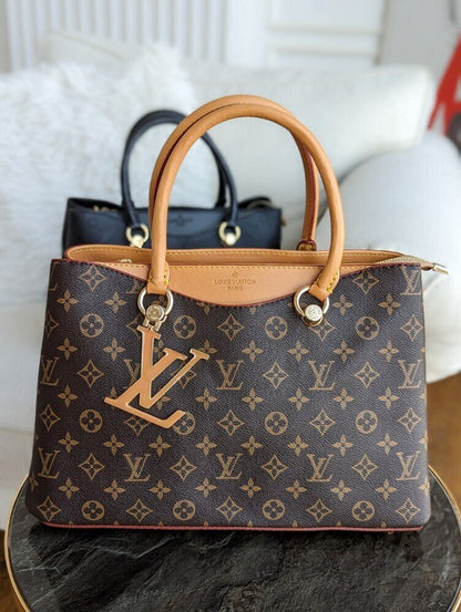 Louis Vuitton Riverside tote bag