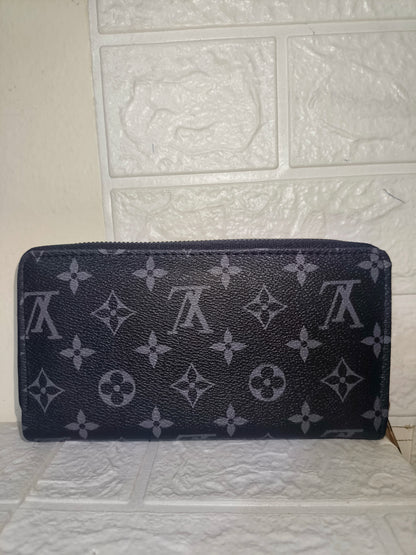 Louis Vuitton Monogram Eclipse Zippy Organizer