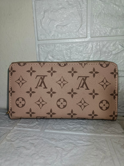 Louis Vuitton Monogram Eclipse Zippy Organizer