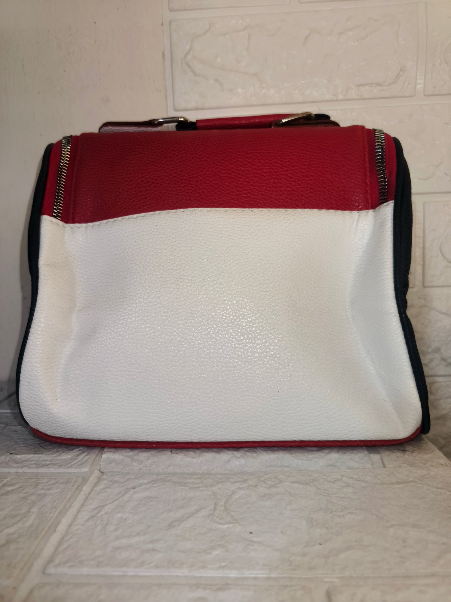 Tommy Hilfiger cosmetic or duffel bag