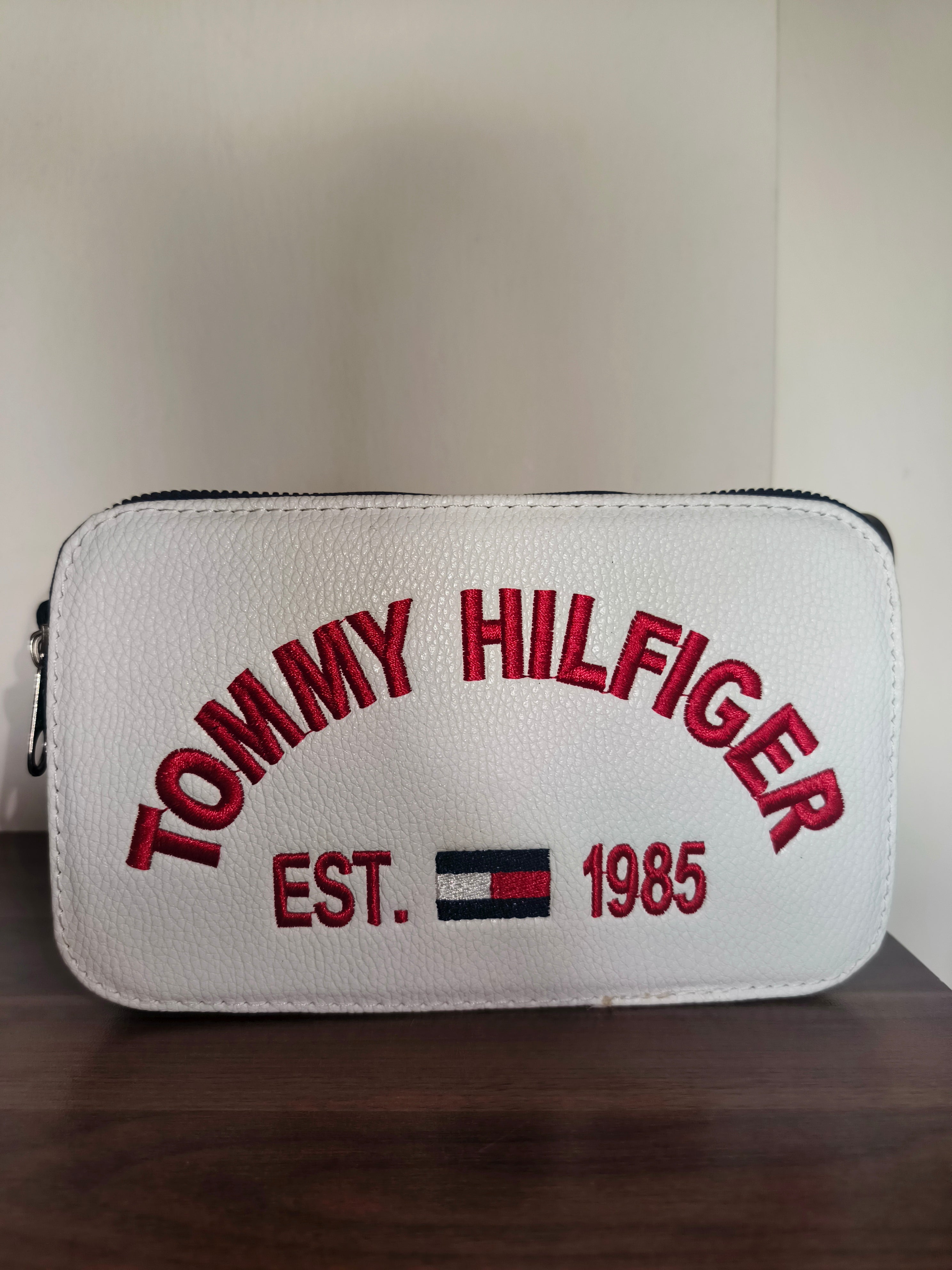 Tommy Hilfiger crossbody bag